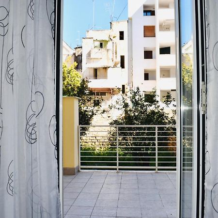 Miral One Daire Bari Dış mekan fotoğraf