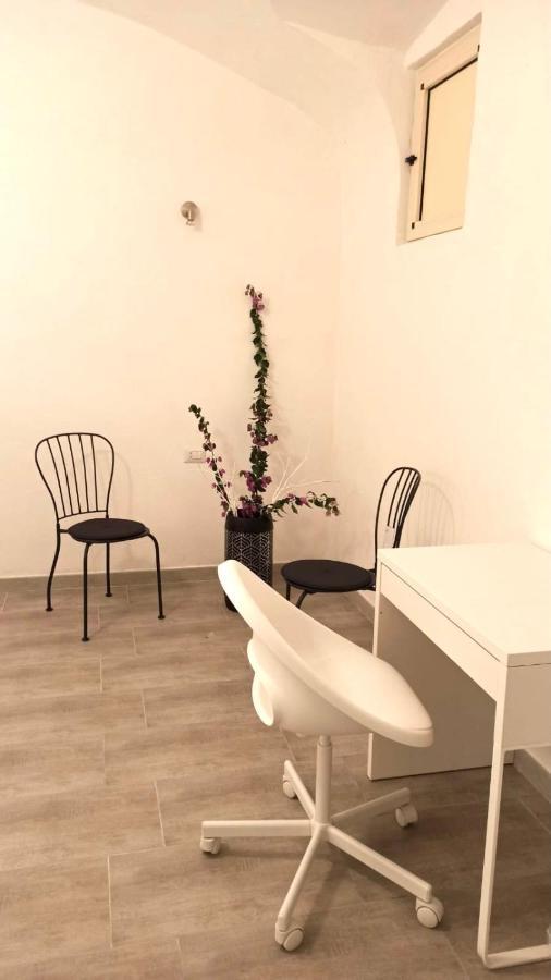 Miral One Daire Bari Dış mekan fotoğraf